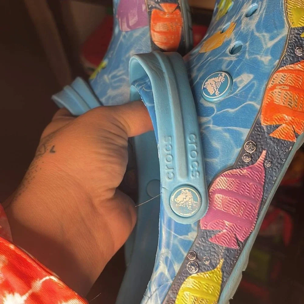 Fish Crocs - Picture 6 of 6